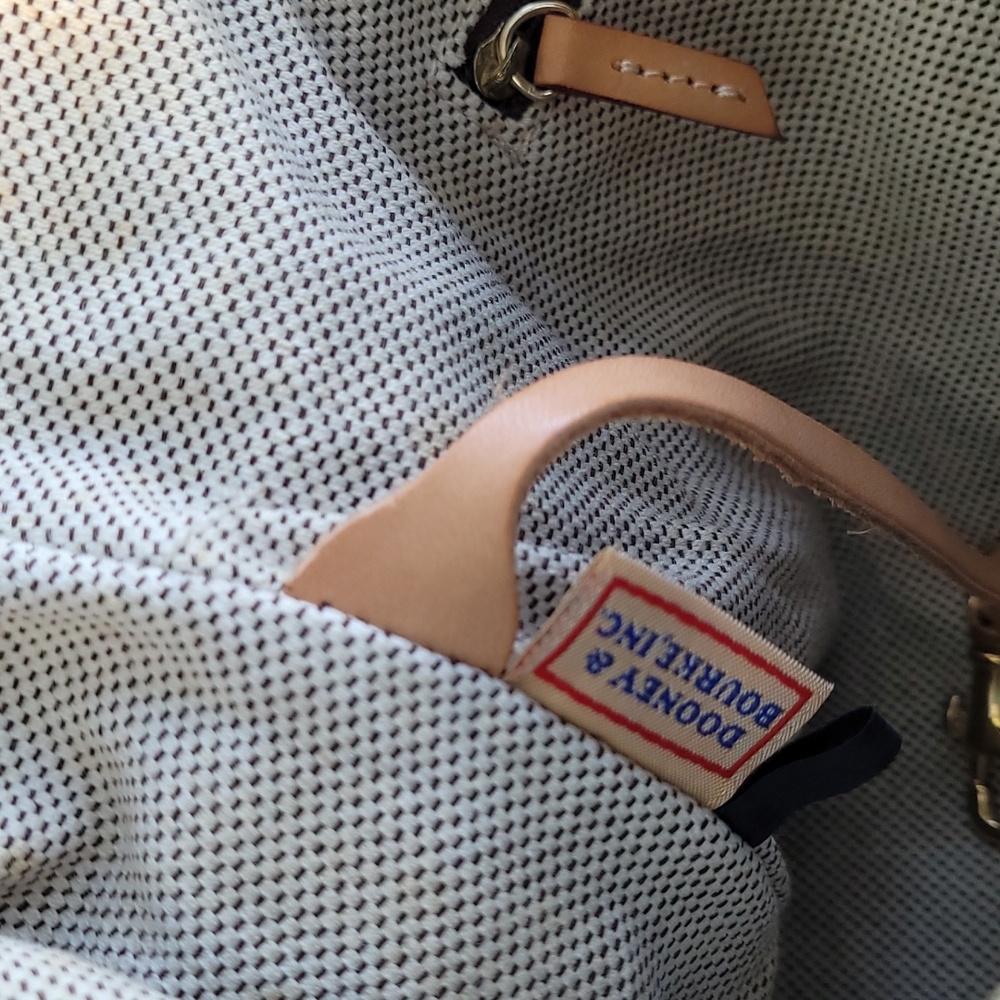 ‼️SOLD‼️ Vintage Dooney & Bourke AWL2 Grass Green Slouch Bag - Picture 10 of 12